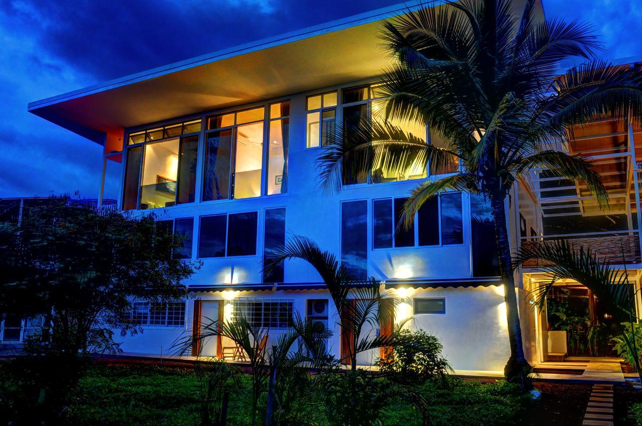 Moana Surf Resort 노사라 외부 사진